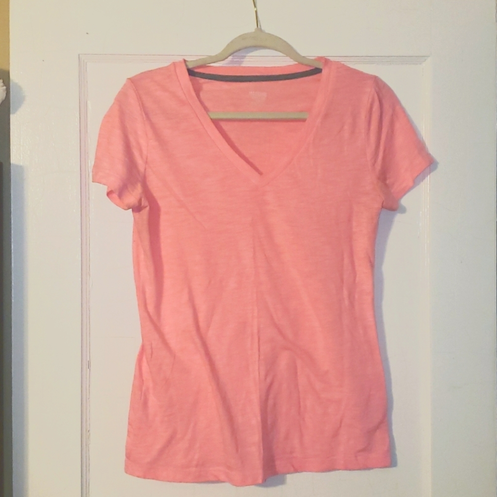 Mossimo Pink V Neck T Size Medium